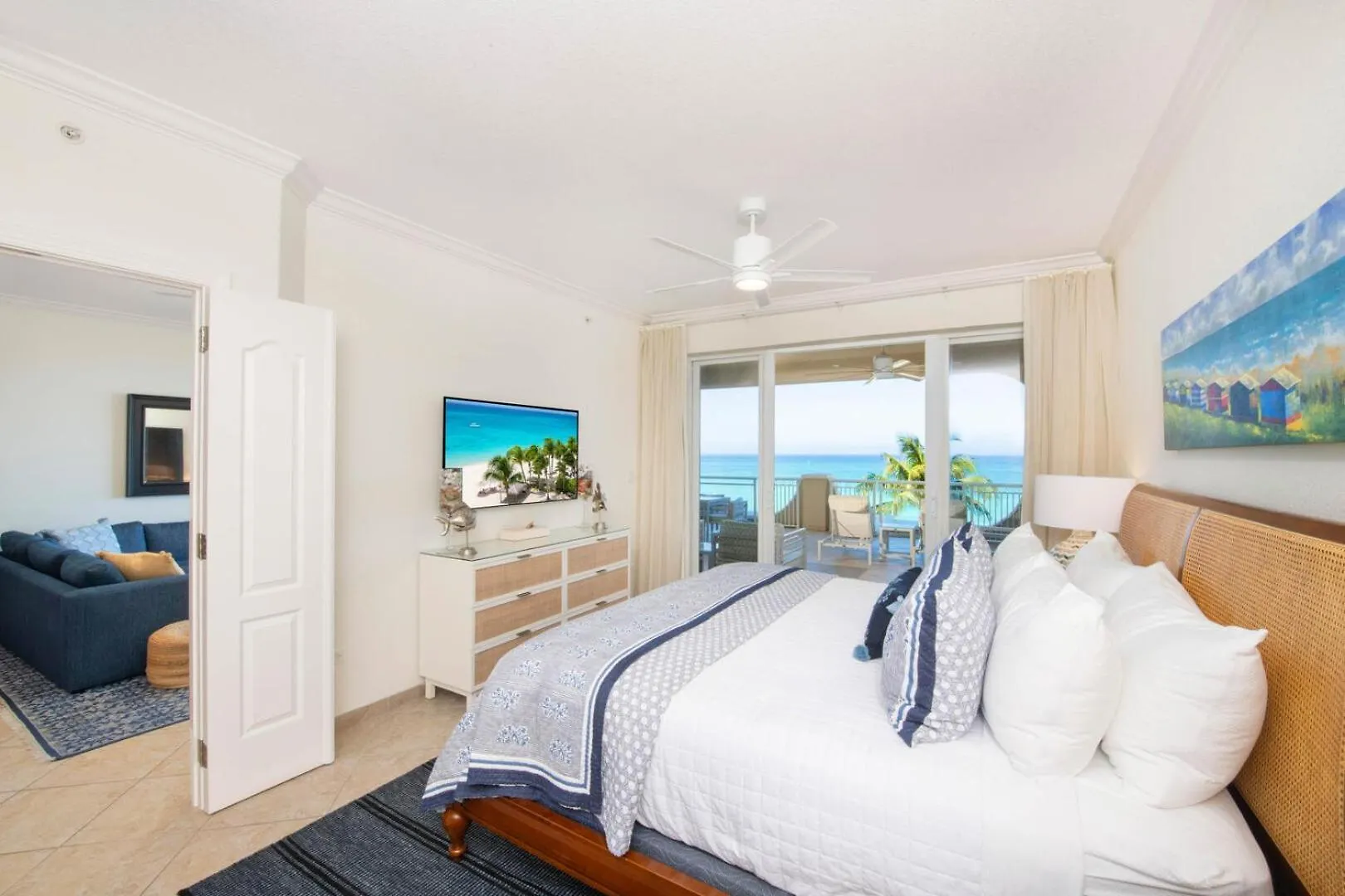 Beachcomber 16 George Town 0*,  Cayman Adaları